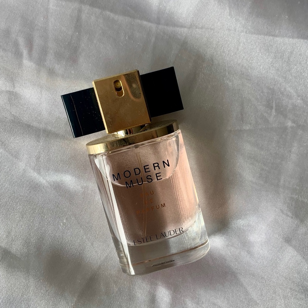 Estée Lauder Modern Muse